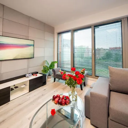 Maya's Flats & 55 - Grano Pszenn * Gdańsk