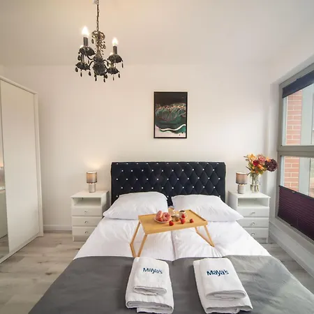 Apartment Maya's Flats & 55 - Grano Pszenn