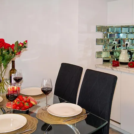 Maya's Flats & 55 - Grano Pszenn